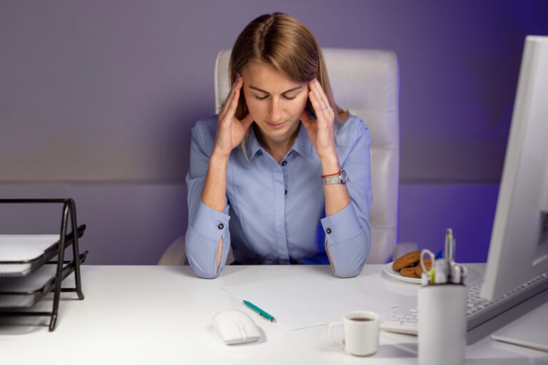Read more about the article Symptoms and Treatment of Migraine : A Guide to Relief from Migraine